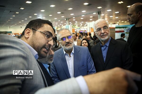 افتتاحیه نمایشگاه عمومی یاریگران زندگی