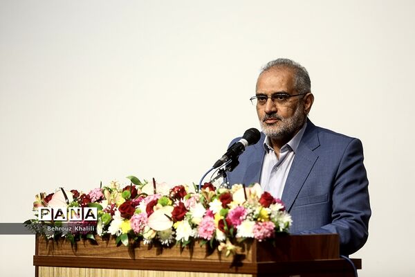 افتتاحیه نمایشگاه عمومی یاریگران زندگی