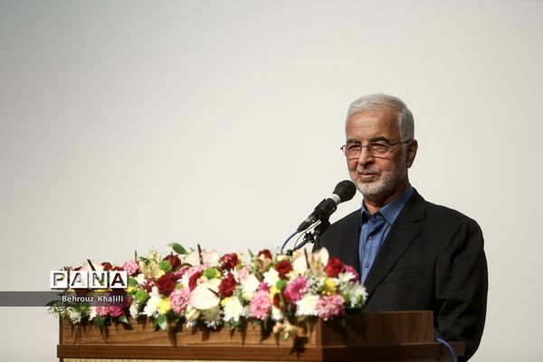 افتتاحیه نمایشگاه عمومی یاریگران زندگی