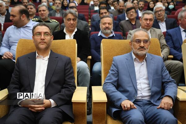 افتتاح نخستین نمایشگاه «یاریگران زندگی»