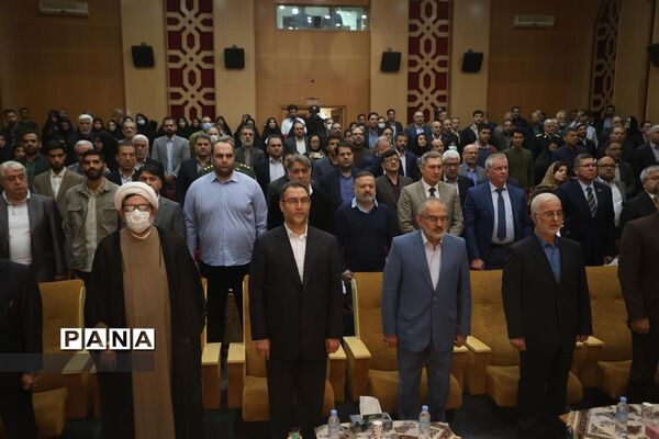 افتتاح نخستین نمایشگاه «یاریگران زندگی»