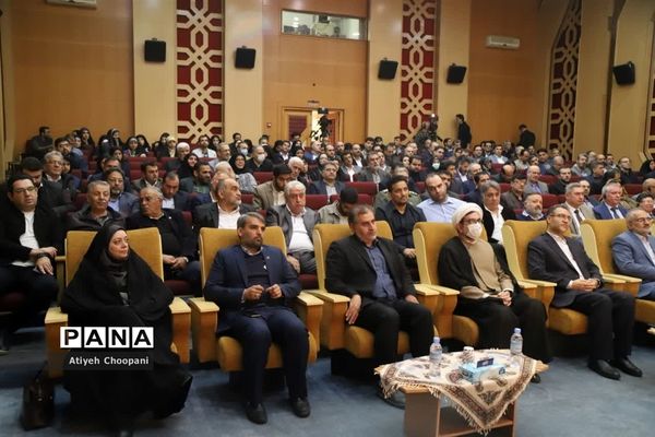 افتتاح نخستین نمایشگاه «یاریگران زندگی»