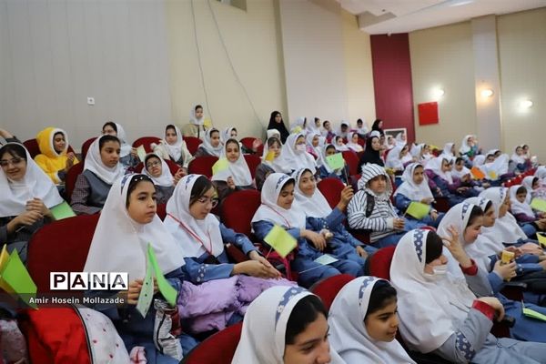 آیین اختتامیه مرحله استانی 25 دوره جشنواره بین‌المللی قصه‌گویی