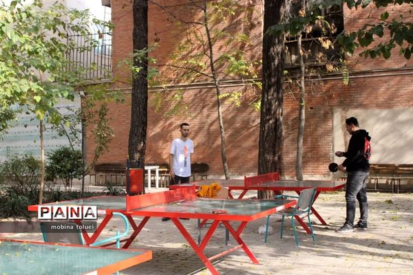 بازدید مدیران ناحیه یک بهارستان از دبیرستان ماندگار البرز