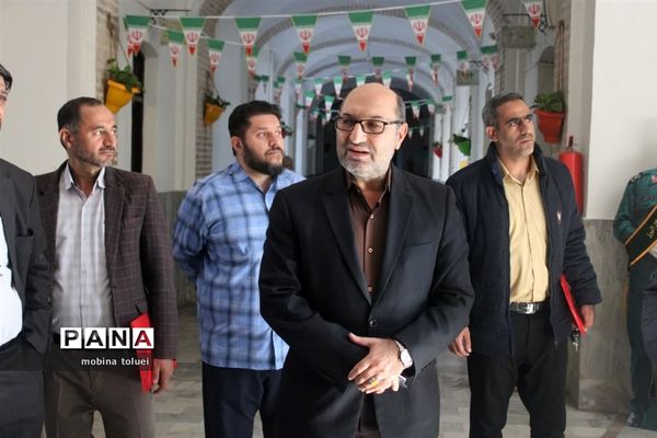 بازدید مدیران ناحیه یک بهارستان از دبیرستان ماندگار البرز