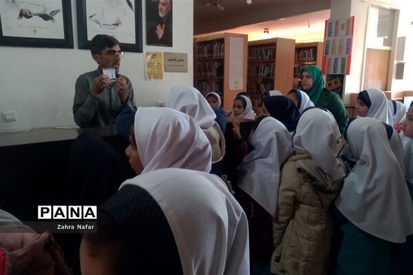هفته کتاب فرصتی برای مطالعه و کتاب‌خوانی