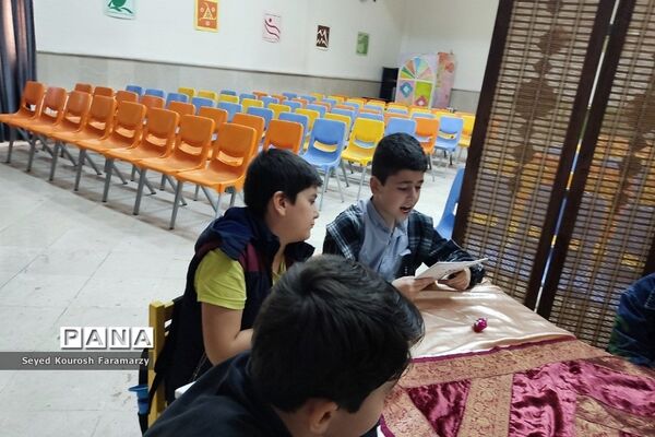 کافه‌ای به رنگ کتاب در شهرستان‌ شهریار