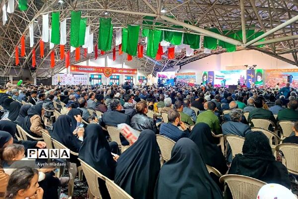 حضور مردم شهید‌پرور اصفهانی به مناسبت روز اصفهان در گلستان شهدا