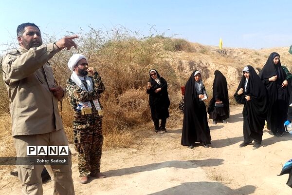 بازدید دانش‌‌آموزان دختر ناحیه‌یک شهرری از مناطق عملیاتی جنوب در اردوی معنوی راهیان نور