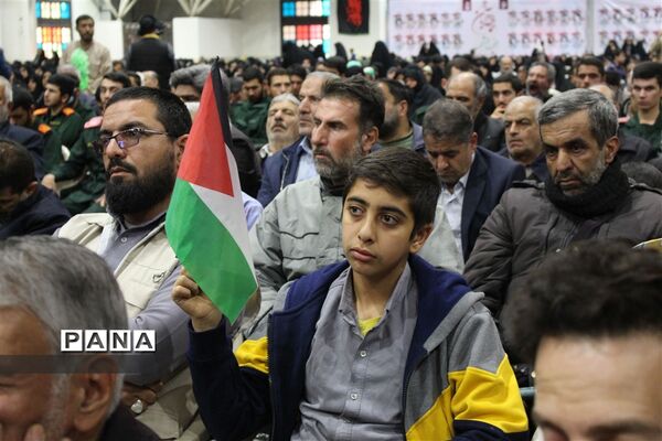 گرامیداشت سالروز حماسه و ایثار اصفهان در گلستان شهدا