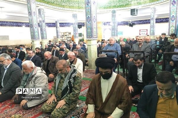 اقامه باشکوه نماز جمعه عبادی_سیاسی در شهرستان فیروزکوه