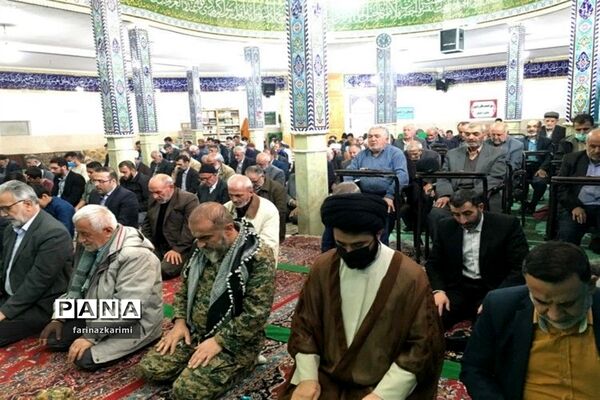 اقامه باشکوه نماز جمعه عبادی_سیاسی در شهرستان فیروزکوه