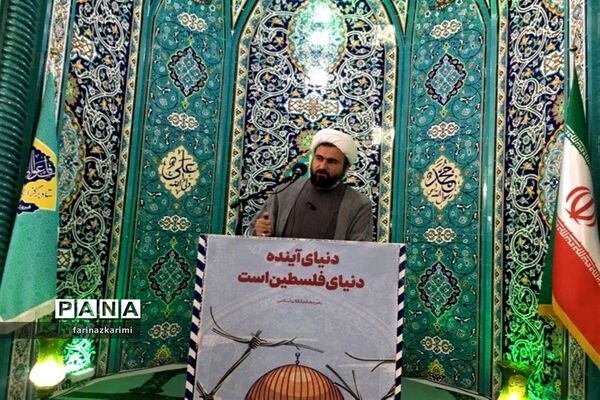 اقامه باشکوه نماز جمعه عبادی_سیاسی در شهرستان فیروزکوه