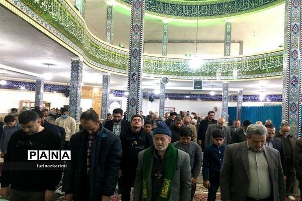 اقامه باشکوه نماز جمعه عبادی_سیاسی در شهرستان فیروزکوه