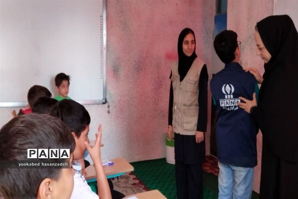 دوره سواد رسانه ویژه دانش‌آموزان در محمودآباد