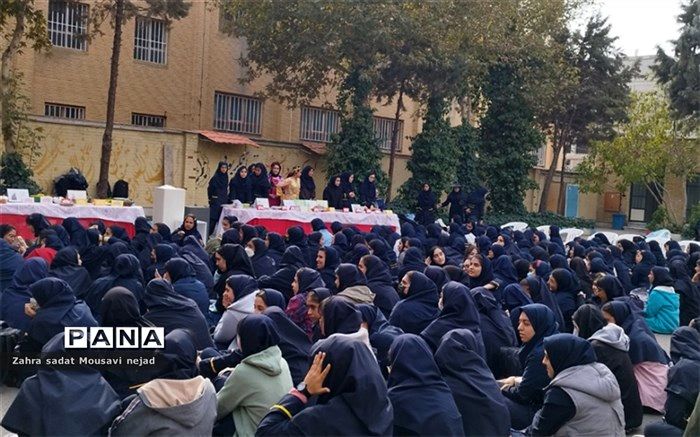 جشن فرهنگ در دبیرستان عزیزالله پزشکی شهرستان شهریار/فیلم