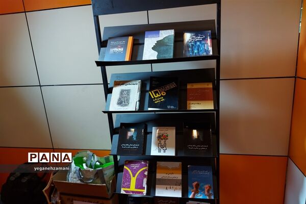 برگزاری نمایشگاه یاریگران زندگی