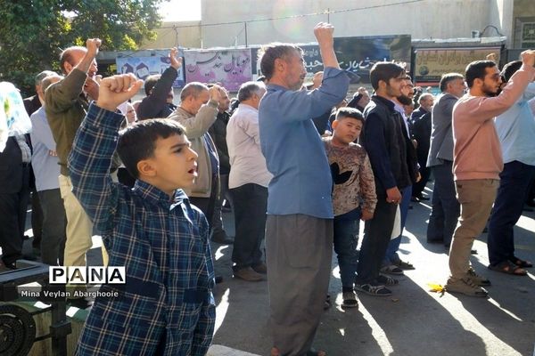 راهپیمایی حمایت از مردم بی دفاع غزه در شهرستان پیشوا