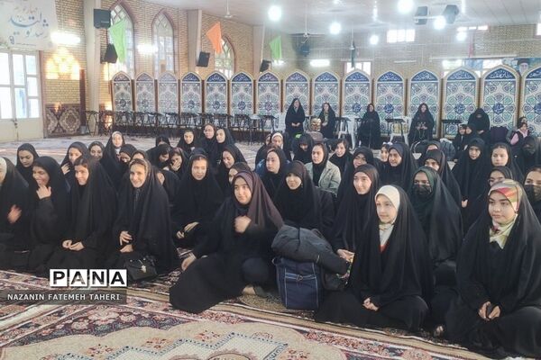 اعزام دانش‌آموزان دختر مدارس فشافویه به اردوی راهیان نور