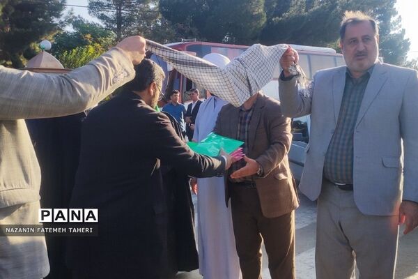 اعزام دانش‌آموزان دختر مدارس فشافویه به اردوی راهیان نور