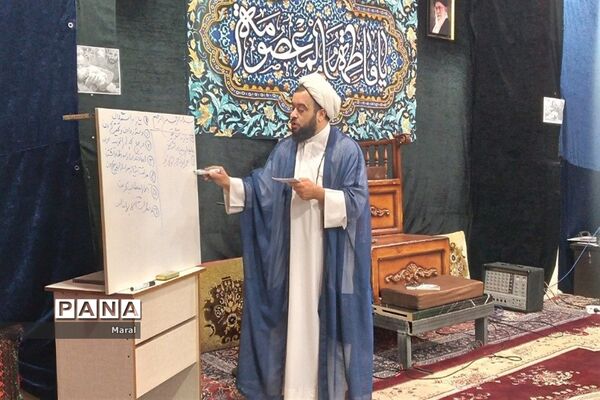 گارگاه روانشناسی ویژه نوجوان در حسینیه شهدا شهرستان قرچک