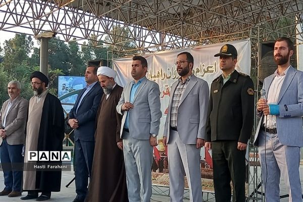 اعزام دانش‌آموزان دختر شهرستان‌قرچک به اردوی راهیان نور