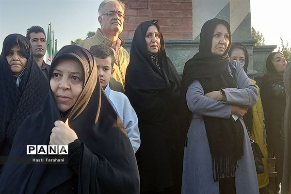 اعزام دانش‌آموزان دختر شهرستان‌قرچک به اردوی راهیان نور