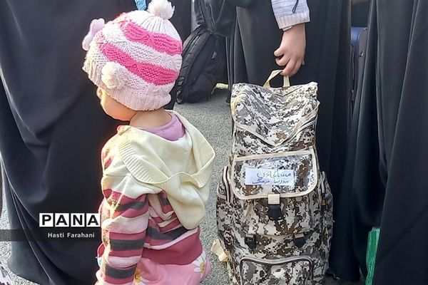 اعزام دانش‌آموزان دختر شهرستان‌قرچک به اردوی راهیان نور