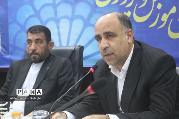 آیین افتتاحیه استقرار برنامه نظام دوری دوره اول ابتدایی ایران قوی مدرسه قوی  هم زمان با سراسر کشور در بوشهر