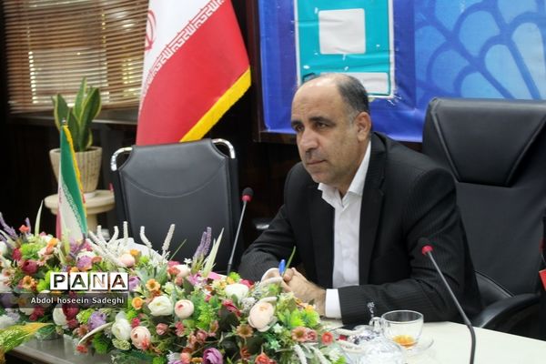 آیین افتتاحیه استقرار برنامه نظام دوری دوره اول ابتدایی ایران قوی مدرسه قوی  هم زمان با سراسر کشور در بوشهر