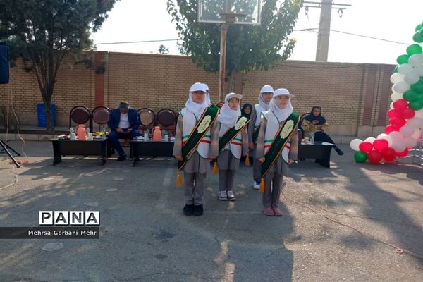 مراسم گرامیداشت هفته کتابخوانی درآموزشگاه شاهد فاطمه زهرا(س) اسلامشهر