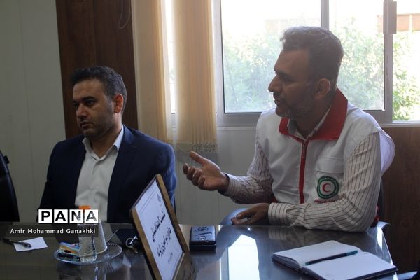 نشست کمیته استانی مانور زلزله در آموزش و پرورش استان بوشهر