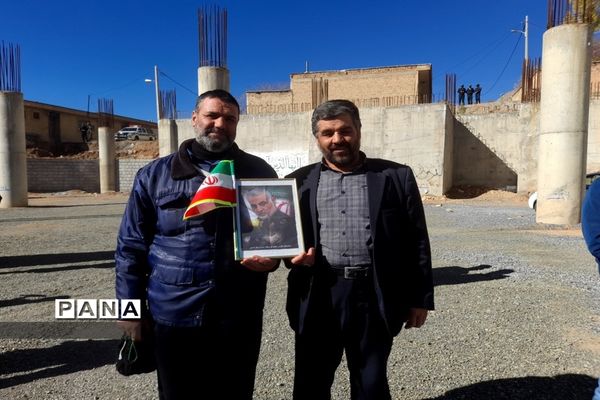 مردم شهرستان فریدونشهر همزمان با سراسر کشور برای ابراز همدردی با مردم مظلوم فلسطین به خیابان‌ها آمدند