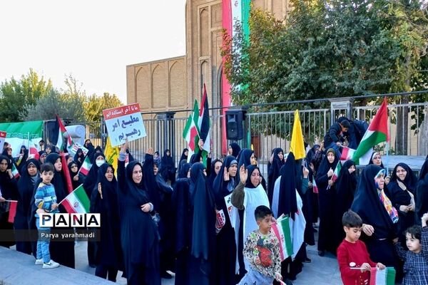 برگزاری تجمع و راهپیمایی حمایت از مردم غزه در شهرستان ورامین