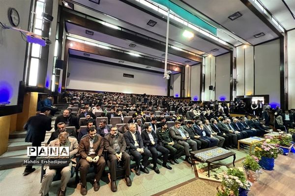 نشست تشکلات دانش‌آموزی با استاندار گلستان