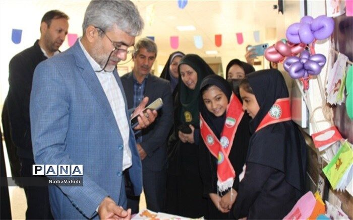 بزرگداشت هفته کتاب و کتابخوانی در شهرستان گلبهار
