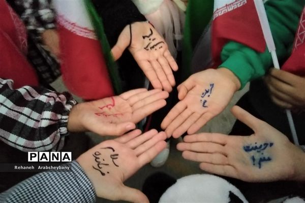 مراسم تجمع و راهپیمایی  از کودکان مظلوم فلسطین در آباده