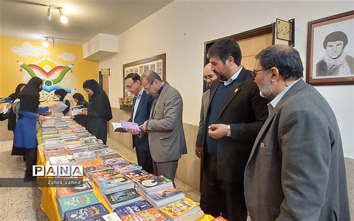 ۱۲ روز چراغ هدایت در نمایشگاه کتاب شهرستان مانه و سملقان