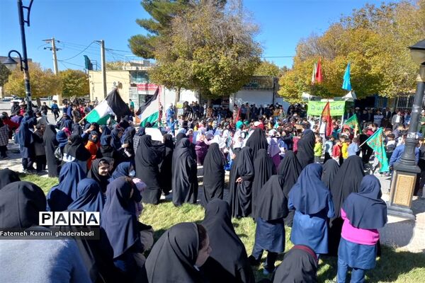 تجمع مردم قادراباد در دفاع از فلسطین و محکومیت جنایت های رژیم صهیونیستی