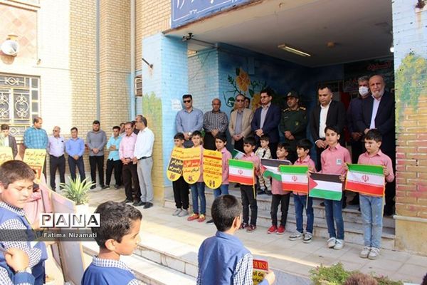 اجتماع دانش‌آموزان و فرهنگیان منطقه شبانکاره در حمایت از مردم مظلوم غزه