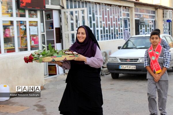 گرامیداشت سالروز ولادت حضرت زینب کبری (س) و روز پرستار در بوشهر توسط دانش آموزان پیشتاز