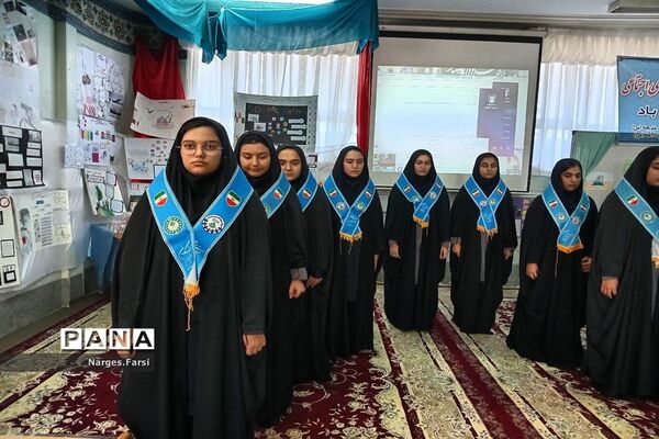 همایش هفته آسیب‌ های اجتماعی در دبیرستان حضرت خدیجه (س) قم