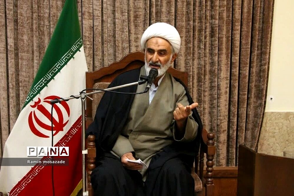 برگزاری مراسم ولادت حضرت زینب(س) در دفتر امام‌جمعه رودهن