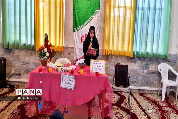برگزاری جشن ولادت حضرت زینب (س) در دبیرستان فرهیختگان کاشمر