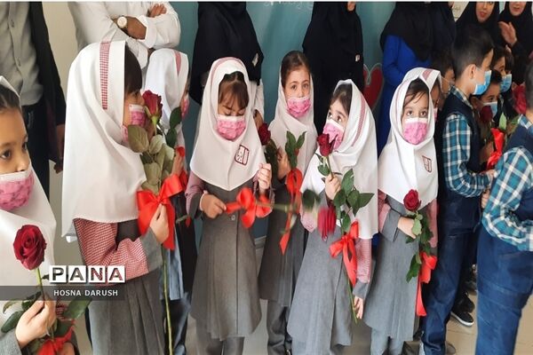 مراسم تقدیر از پرستاران بیمارستان ناظران