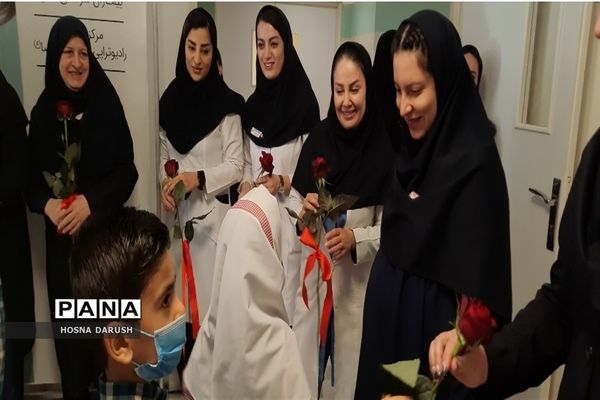 مراسم تقدیر از پرستاران بیمارستان ناظران