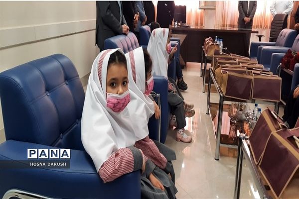 مراسم تقدیر از پرستاران بیمارستان ناظران