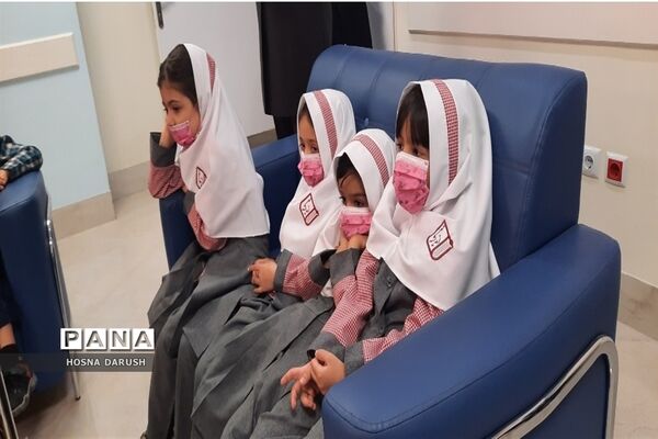 مراسم تقدیر از پرستاران بیمارستان ناظران
