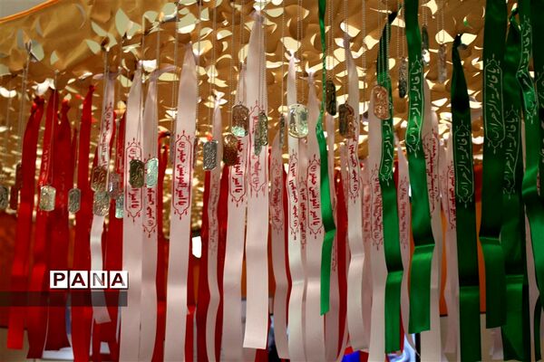 نمایشگاه یاریگران زندگی در کانون پرورش فکری کودکان و نوجوانان