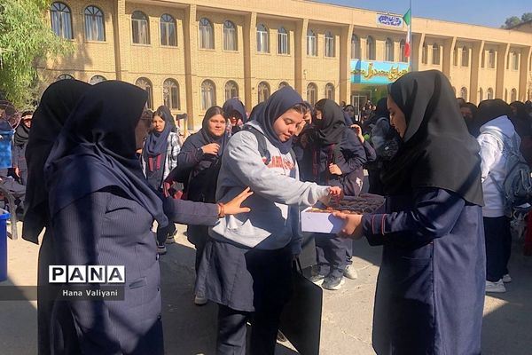 مراسم بزرگداشت ولادت حضرت زینب (س) در مدرسه آیت‌اله صدر ناحیه یک شهرری